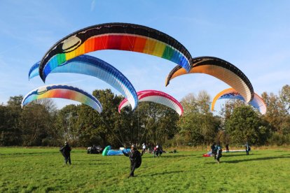 Paragliding Double Action